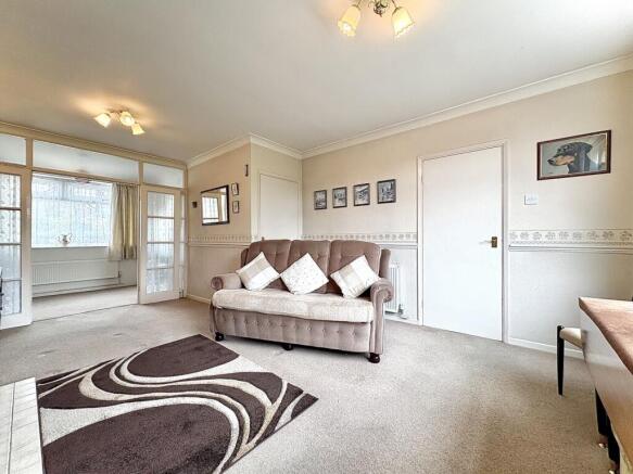 Whitegates Road, Bilston, WV14 8XB photo 4