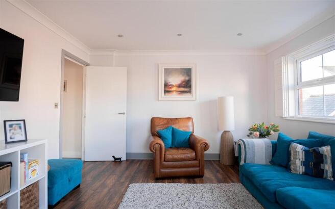 Barrow Gardens, Redhill
