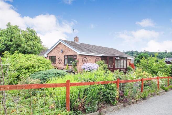 Accommodation Comprises