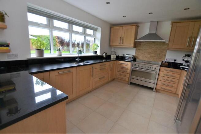 Kitchen Diner