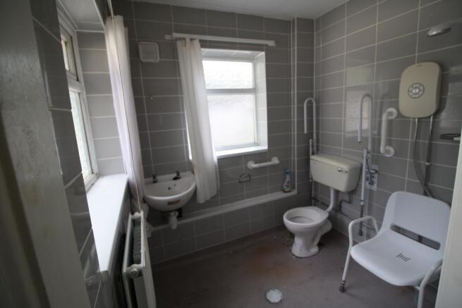 Downstairs Wet Room