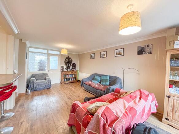 Kitchen/Living Room