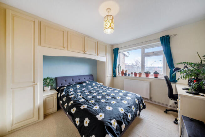 1402313-12-697762...