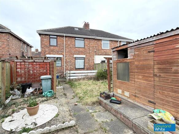 3 bed Semi-Detached for sale Image 12