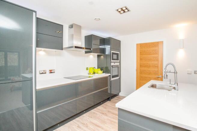 Fitted Kitchen