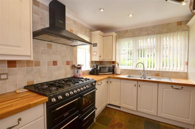 Kitchen/Breakfast Room
