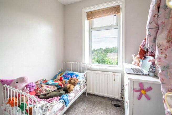 3 bed Terraced for sale Image 10