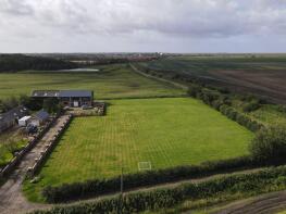 Taylors Farm, Marsh Road, Banks PR9 8DX