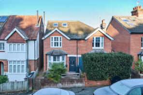 66, Croft Road, Godalming GU7 1DD