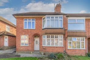 71, Inverness Avenue, Enfield EN1 3NX