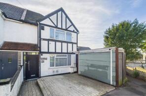 21, Highmeadow Crescent, London NW9 0XE
