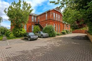 9, Bankside House, Elm Road, Winchester SO22 5LZ