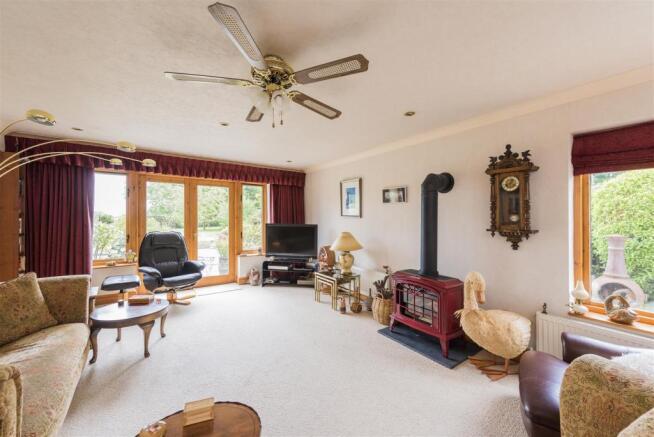 25 Spaldwick Road ph25.jpg