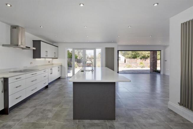 25 Edge Hill Road fpz164621 (10).jpg