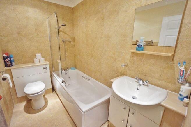 Family bathroom