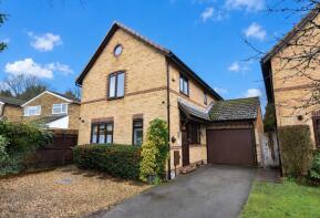 37, Newton Road, Farnborough GU14 8BN