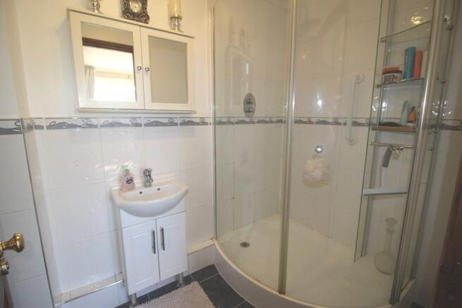 EN SUITE SHOWER/WC