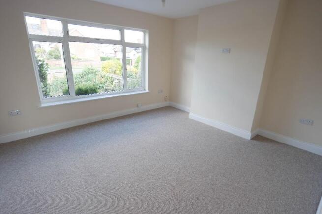 Lounge/ Dining Room