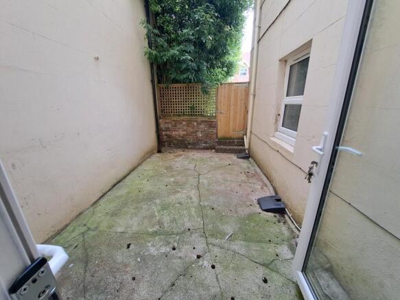 PRIVATE REAR PATIO