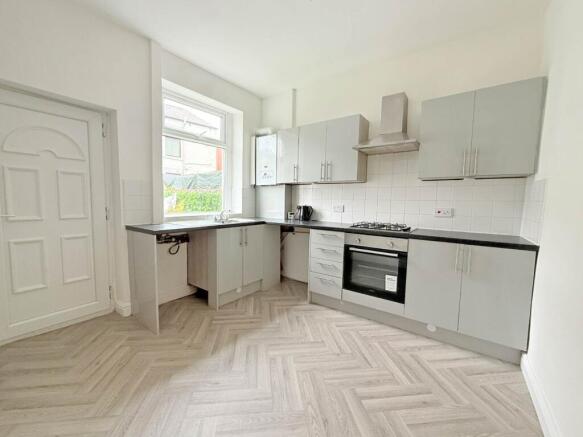 2 bed Terraced for sale Image 4