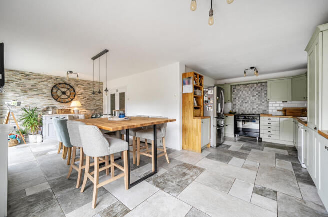 1344472-14-68b5b9...