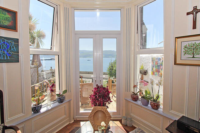 Lounge Window Vie...