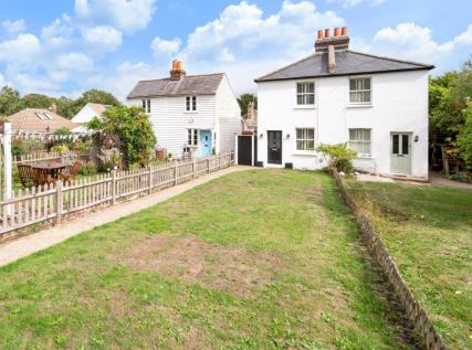 Bracken Path, Epsom