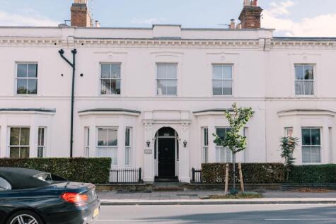 Clarendon Avenue, Grange House, CV32