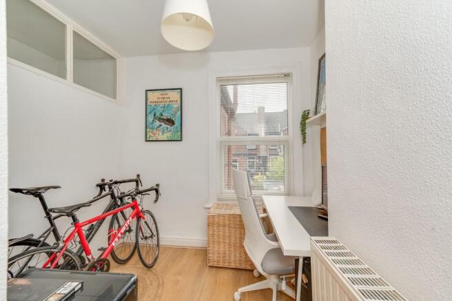 3 bed Terraced for sale Image 11