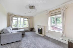 70, The Firs, Firs Close, Claygate, Esher KT10 0NW