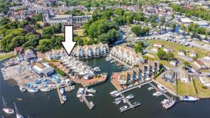 6, Priory Quay, Quay Road, Christchurch BH23 1DR