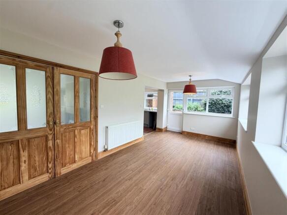 Westwood Park Avenue, Leek photo 5