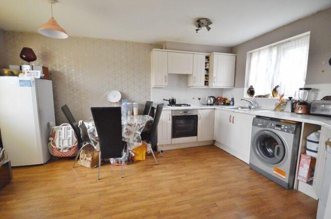 Kitchen/Dining...