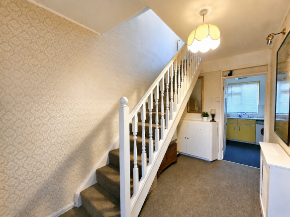 3 bed Semi-Detached for sale Image 9