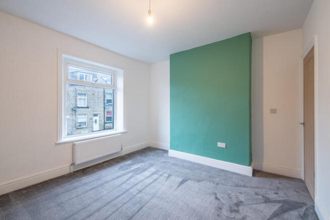 Percy Street, Bingley, West Yorkshire, BD16 photo 4