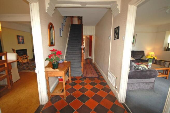 RECEPTION HALLWAY
