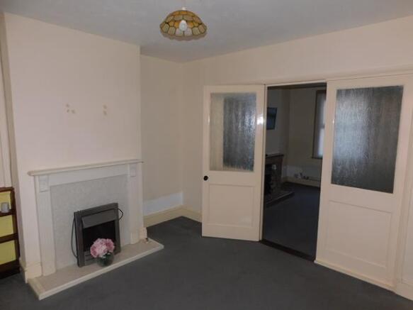12 Victoria Road Living Room