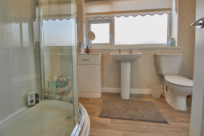 Refitted bathroom to rear
