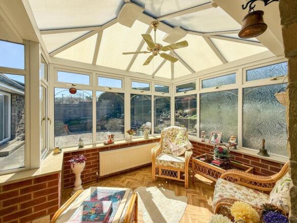 2 bed Detached Bungalow for sale Image 12