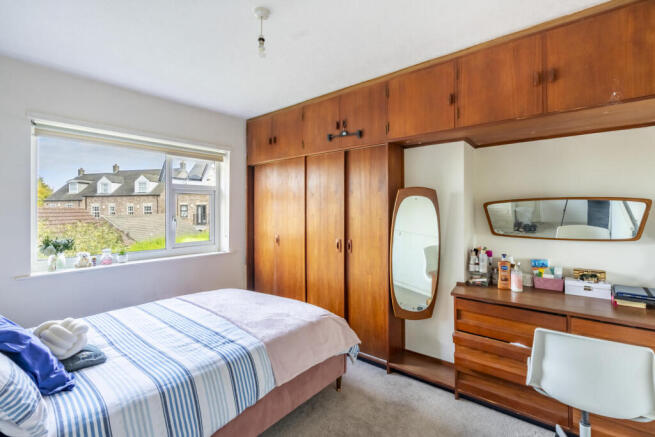 4 bed Semi-Detached for sale Image 10
