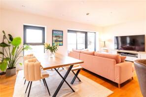 54, Southmead House, Kingman Way, Newbury RG14 7FY