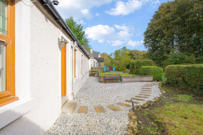 Winton Cottage, Craighalbert Road, Cumbernauld photo 4