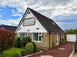 35, Waddow Grove, Clitheroe BB7 3JL