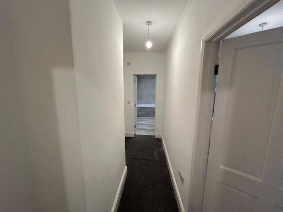 3 bed Terraced to rent Image 11