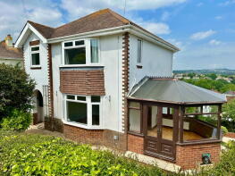 25, Nut Bush Lane, Torquay TQ2 6SA