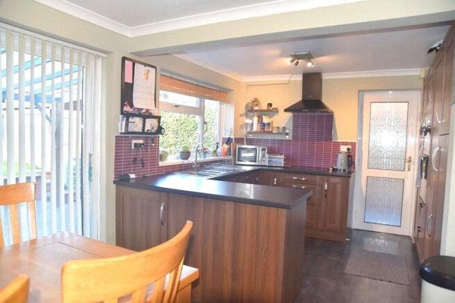 Kitchen/Dining Area