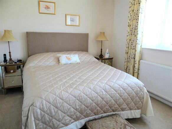 Bedroom1.JPG