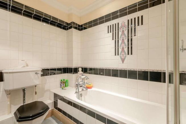 En Suite Bathroom