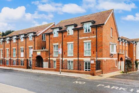Appletree Court, High Street, Rainham