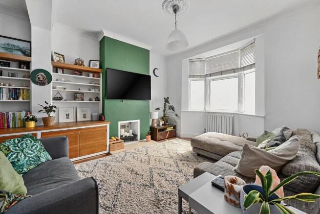 73 Shirley St BN3 (05).jpg